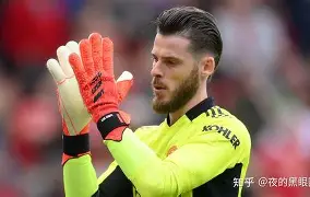 开云网站-包含赛地聚焦——法国杯集结日热度飙升，塞维利亚临场应变，引发热议，赛程密集仍需轮换的词条