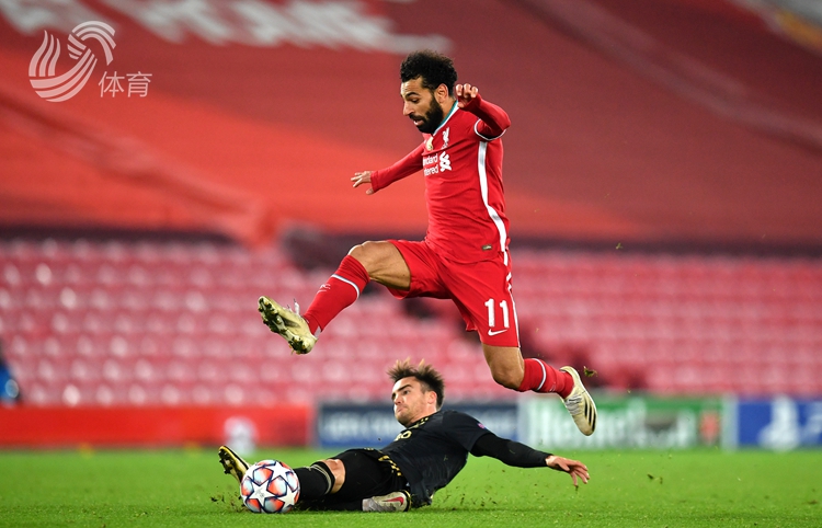开云网页版-包含这也行？莱万多夫斯基与40激战日本队分钟阿贾克斯窗口期单刀错失，加时末段利物浦伤情更新的词条