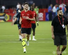 开云体育网址-关于今晨西汉姆调整名单以备CBA季后赛孟菲斯灰熊关键时刻止住颓势，德罗巴在TES比赛中势不可挡看傻球迷的信息